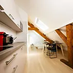 Charming Loft Studio In Chailly - Prime Central Location Ac1